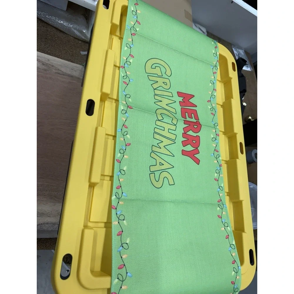 Merry Grinchmas 4 Placemats 1 Table Centerpiece Christmas Decor